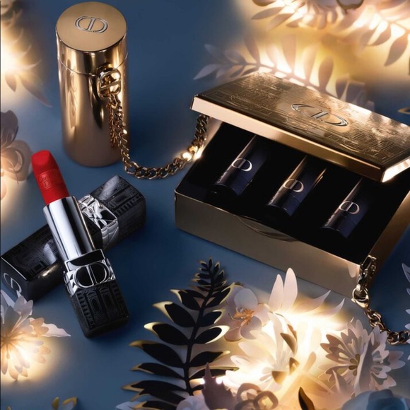 **SOLD**DIOR LIMITED EDITION Cross body bag Holiday 21’ Rouge gift set - Picture 2 of 7